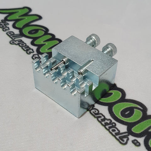 219 Pitch Chain Breaker